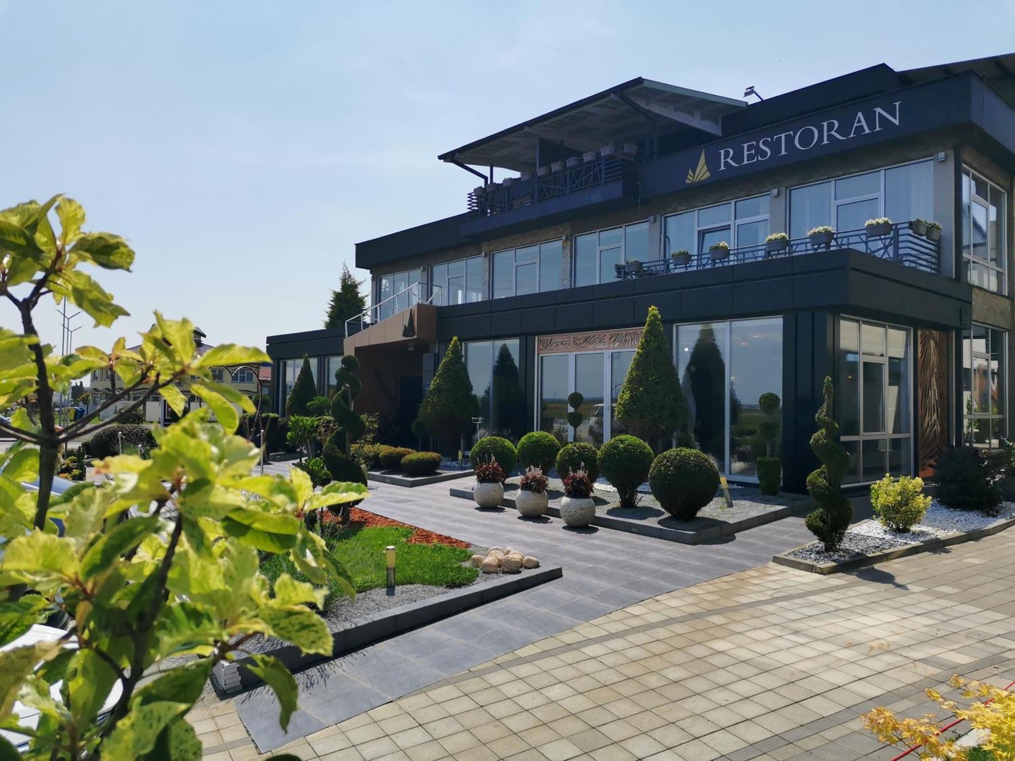 Hotel Euforia Lounge Šabac المظهر الخارجي الصورة
